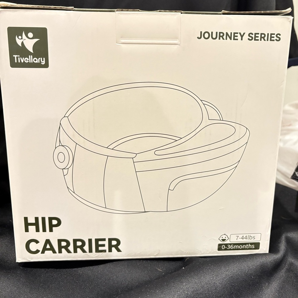 Baby and toddler carrier with Hip Seat